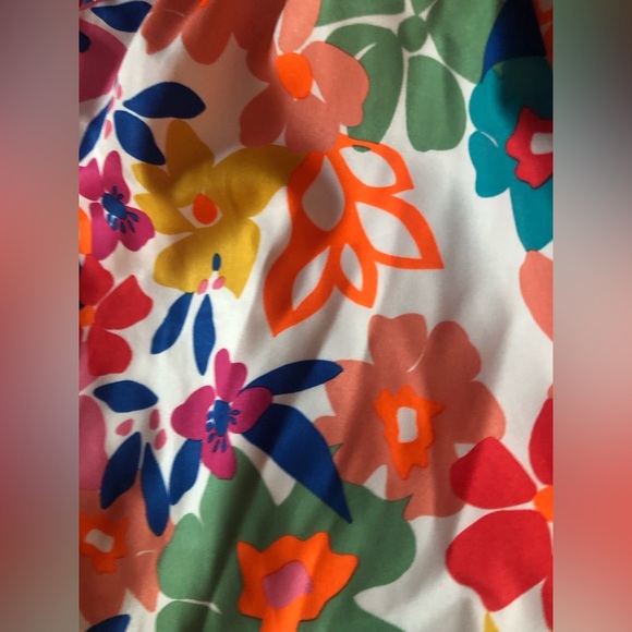 ☀️💕NWT Perfect for summer. Cute, flowing and fun skirt. - Picture 3 of 5